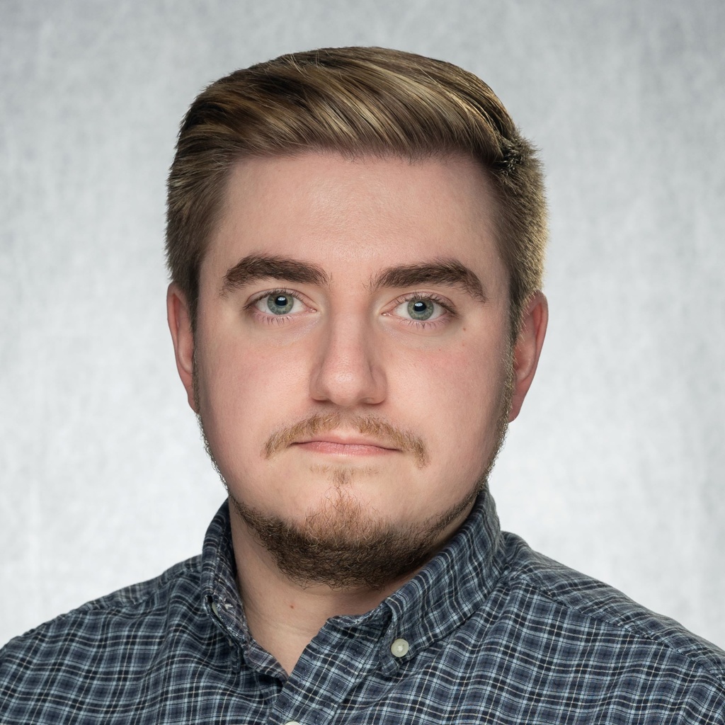 Alexander Kelsey Headshot