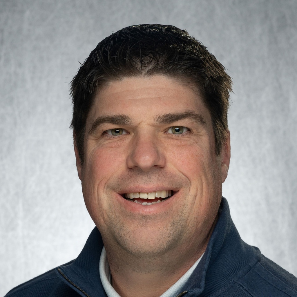 Nathan Carlson Headshot
