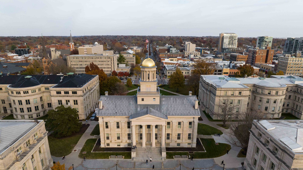 Pentacrest drone U of Iowa photo